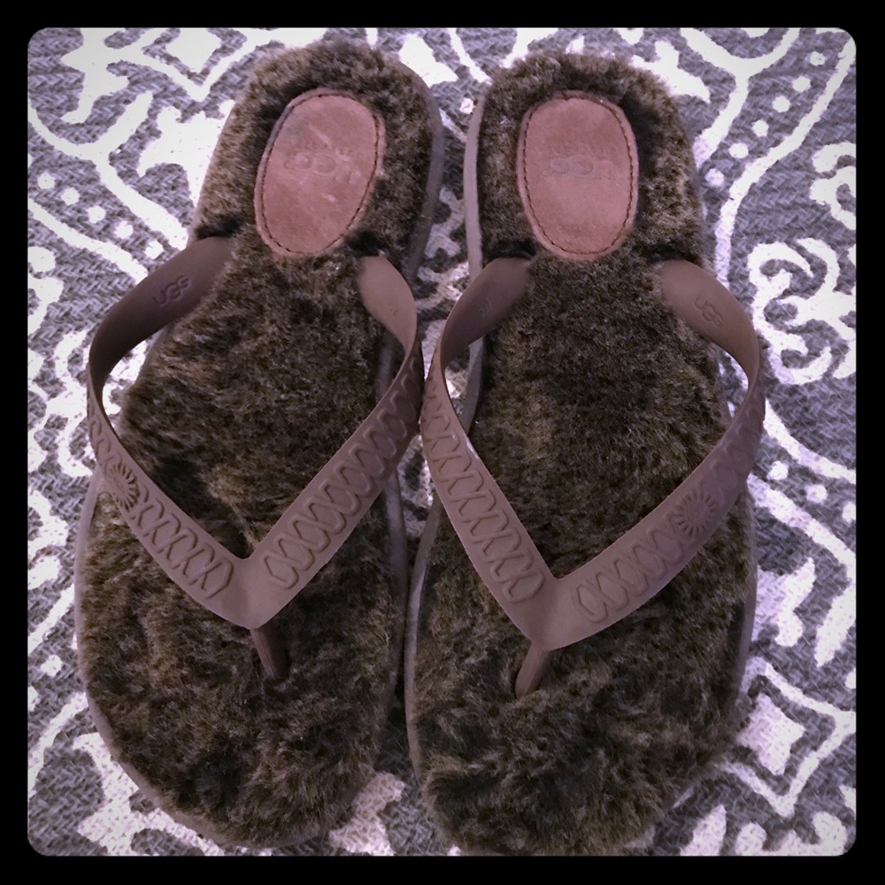 UGG Brown Sandals Flip Flops